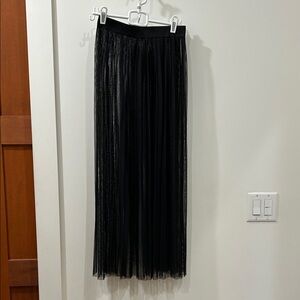 Elegant Black Pleated Skirt